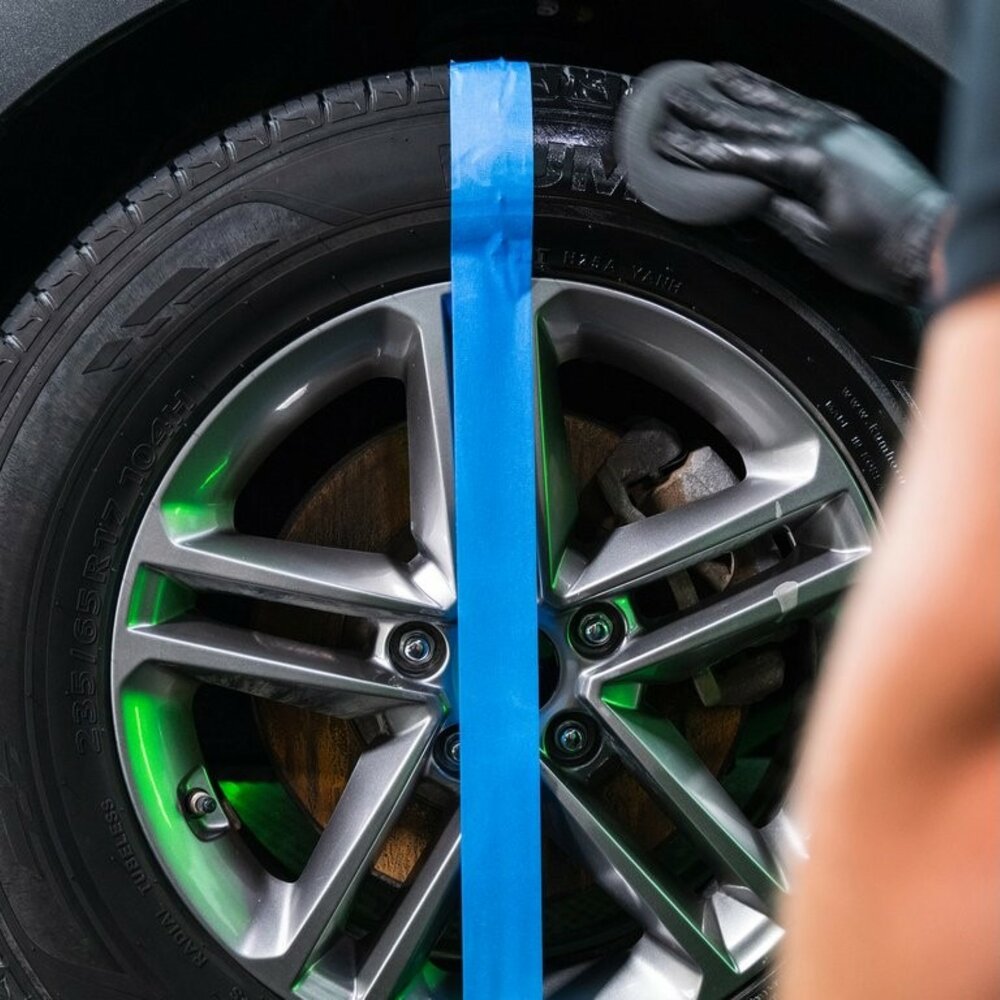 Turtle Wax Graphene Acrylic Tyre Shine 680ml Hybrid Solutions 53747 (4)